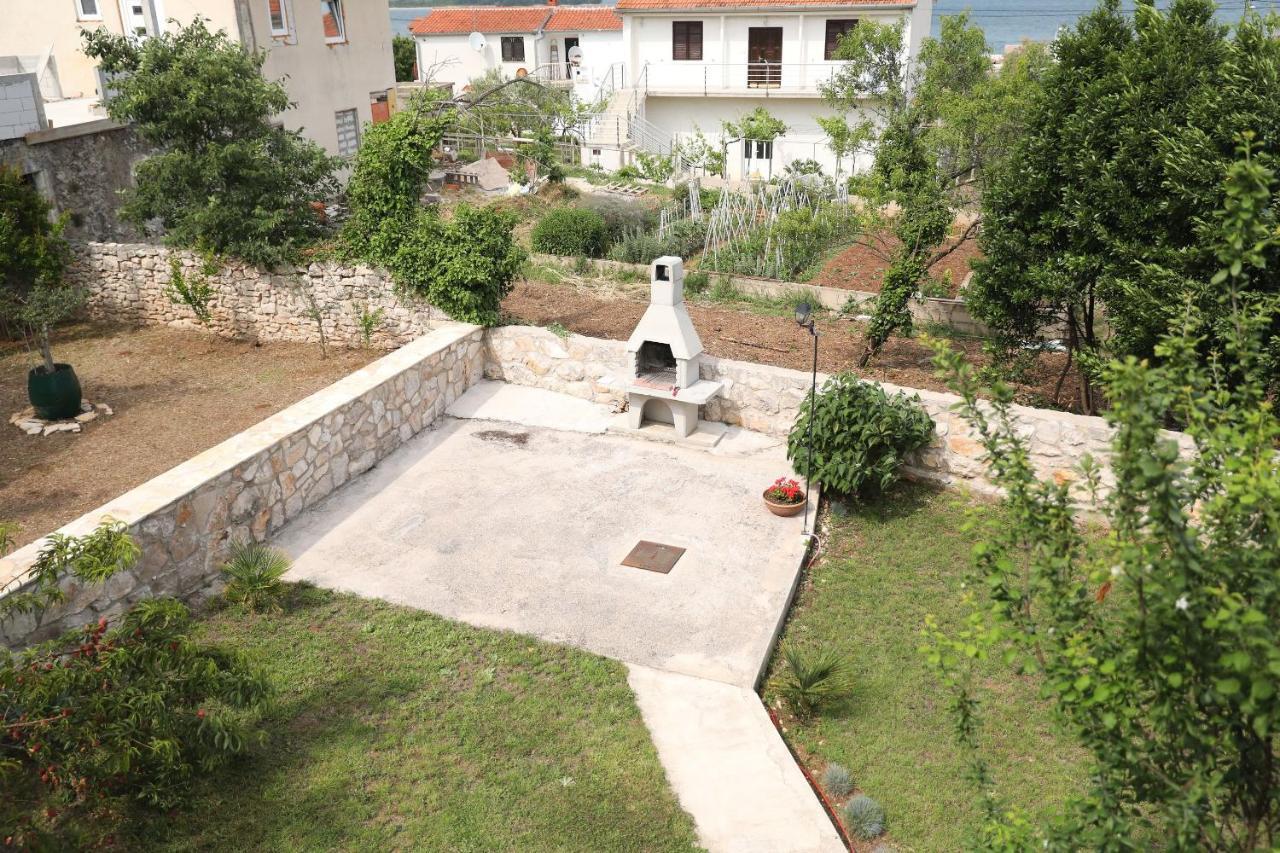 Apartments Tarragon Ugrinici Εξωτερικό φωτογραφία