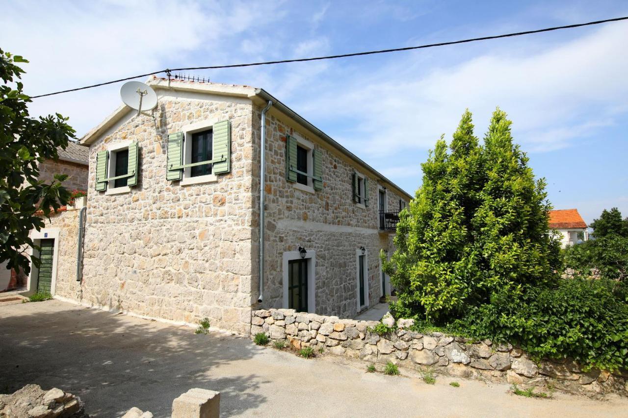 Apartments Tarragon Ugrinici Εξωτερικό φωτογραφία