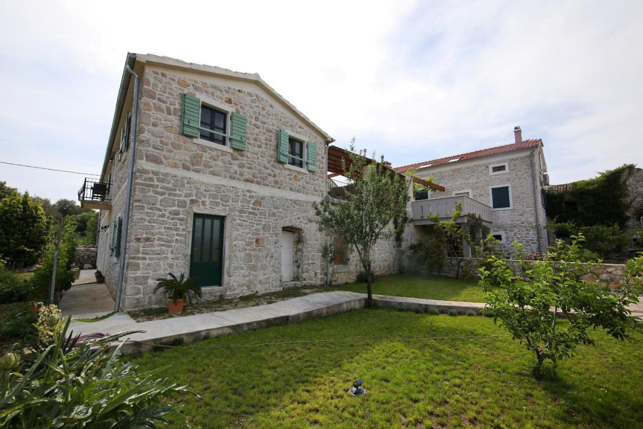 Apartments Tarragon Ugrinici Εξωτερικό φωτογραφία